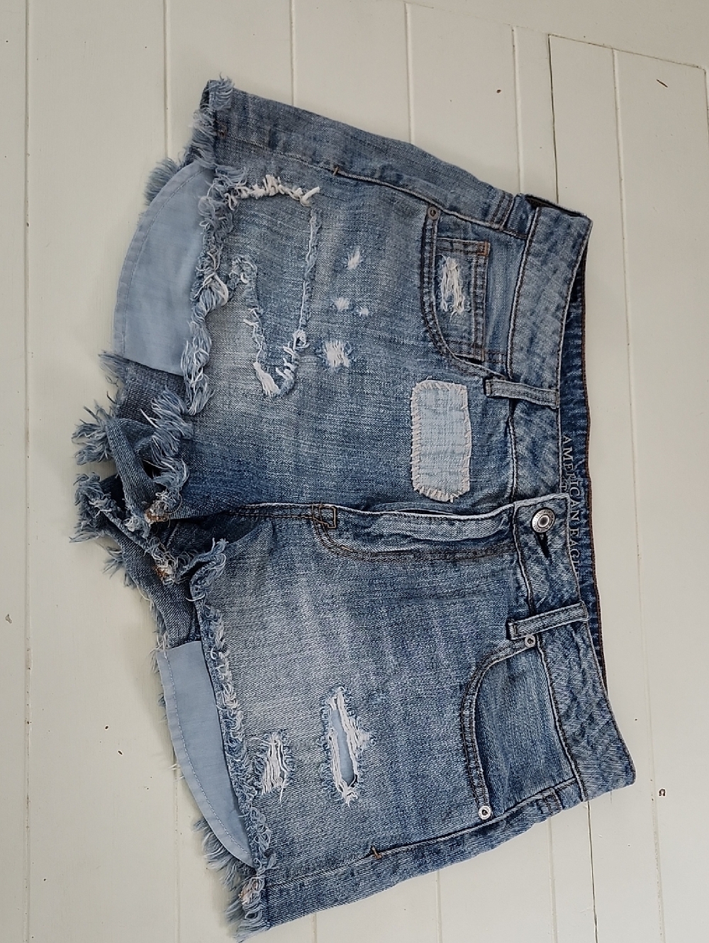 American Eagle High Rise Shortie Distressed Denim Shorts Size 14